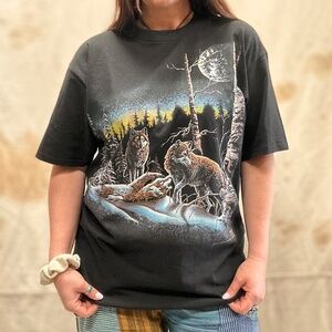 Vintage 1993 Wolf Single Stitch Tee Size L